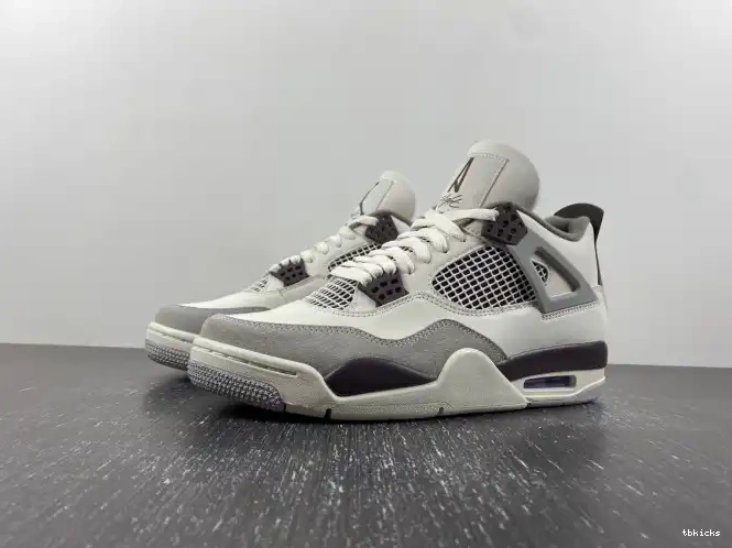 Reps TB A 4 Phantom x Air Maniere Ma Jordan FZ4810-001 0516
